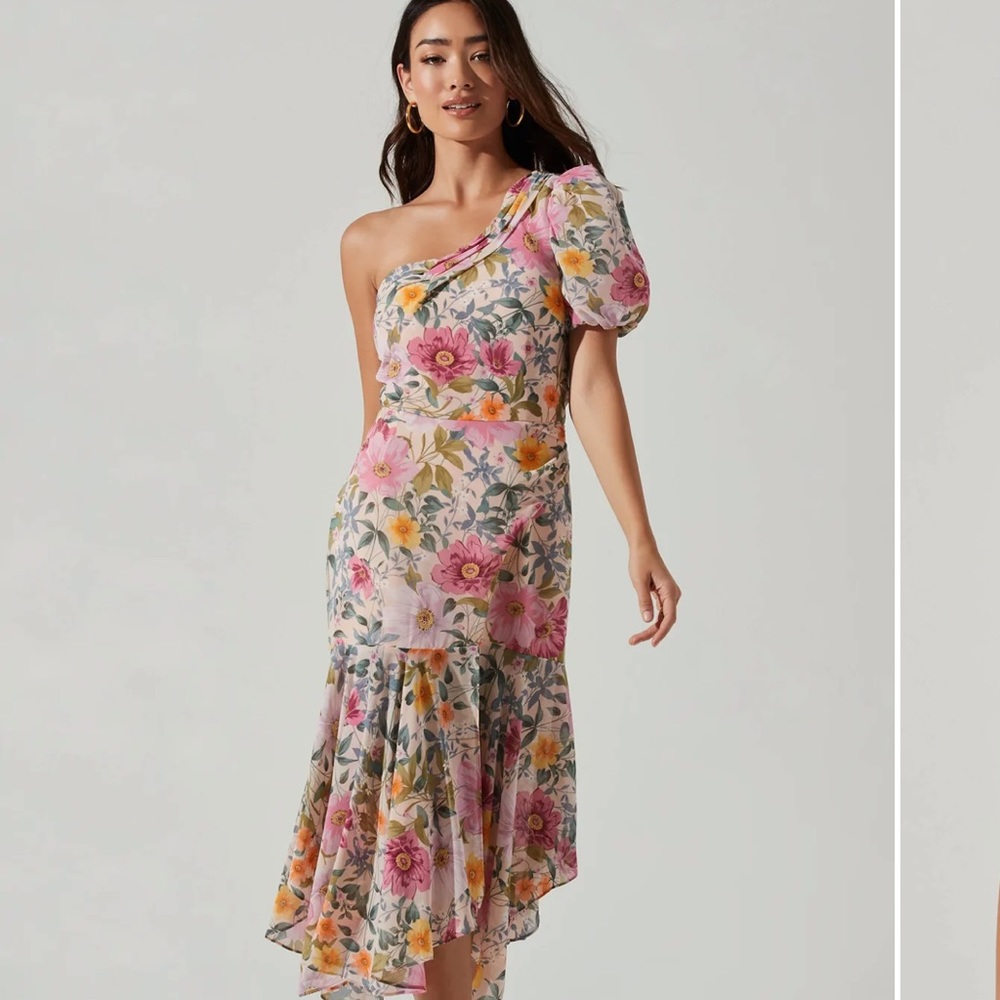 ASTR Santorini One Shoulder Midi Dress
